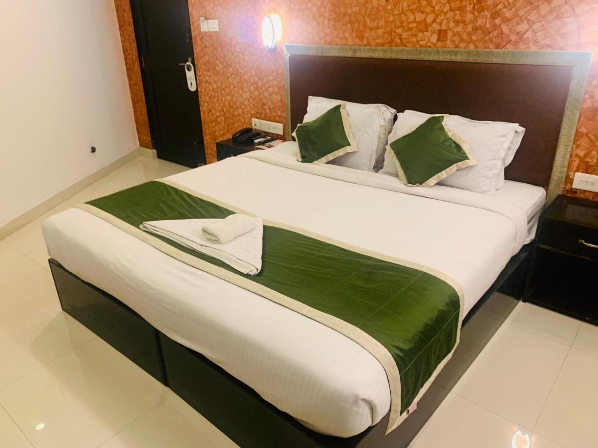 Hotel Greenlife Kochi Zewnętrze zdjęcie