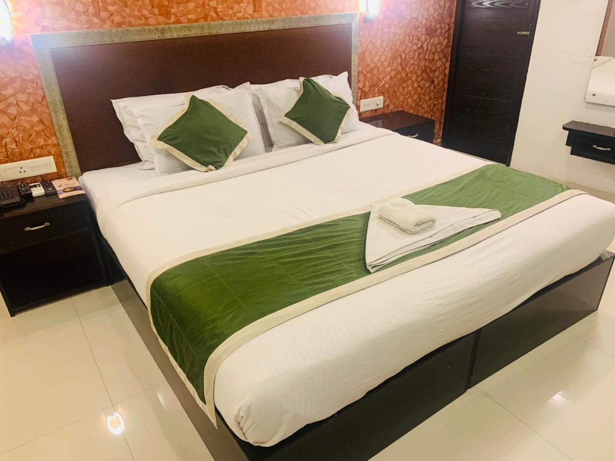Hotel Greenlife Kochi Zewnętrze zdjęcie