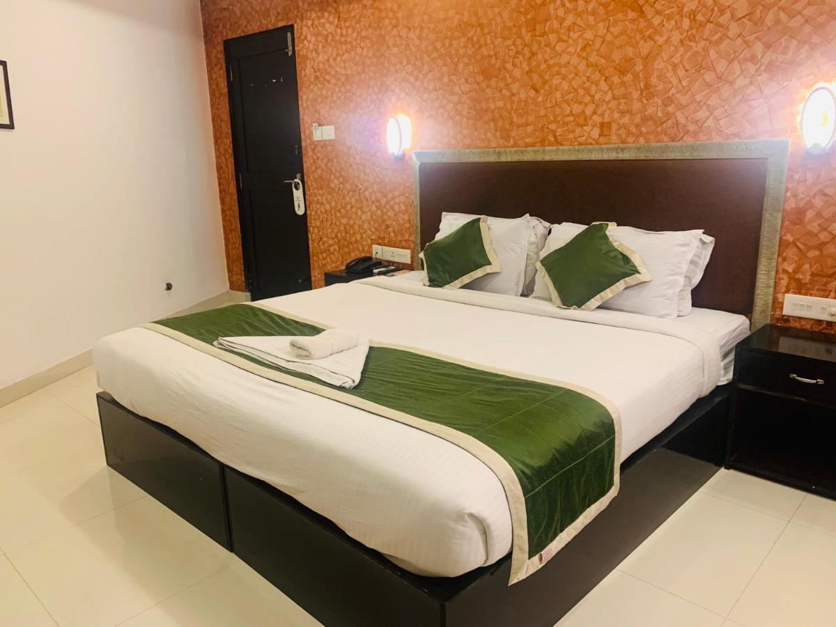 Hotel Greenlife Kochi Zewnętrze zdjęcie