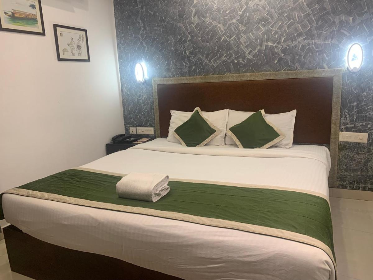 Hotel Greenlife Kochi Zewnętrze zdjęcie