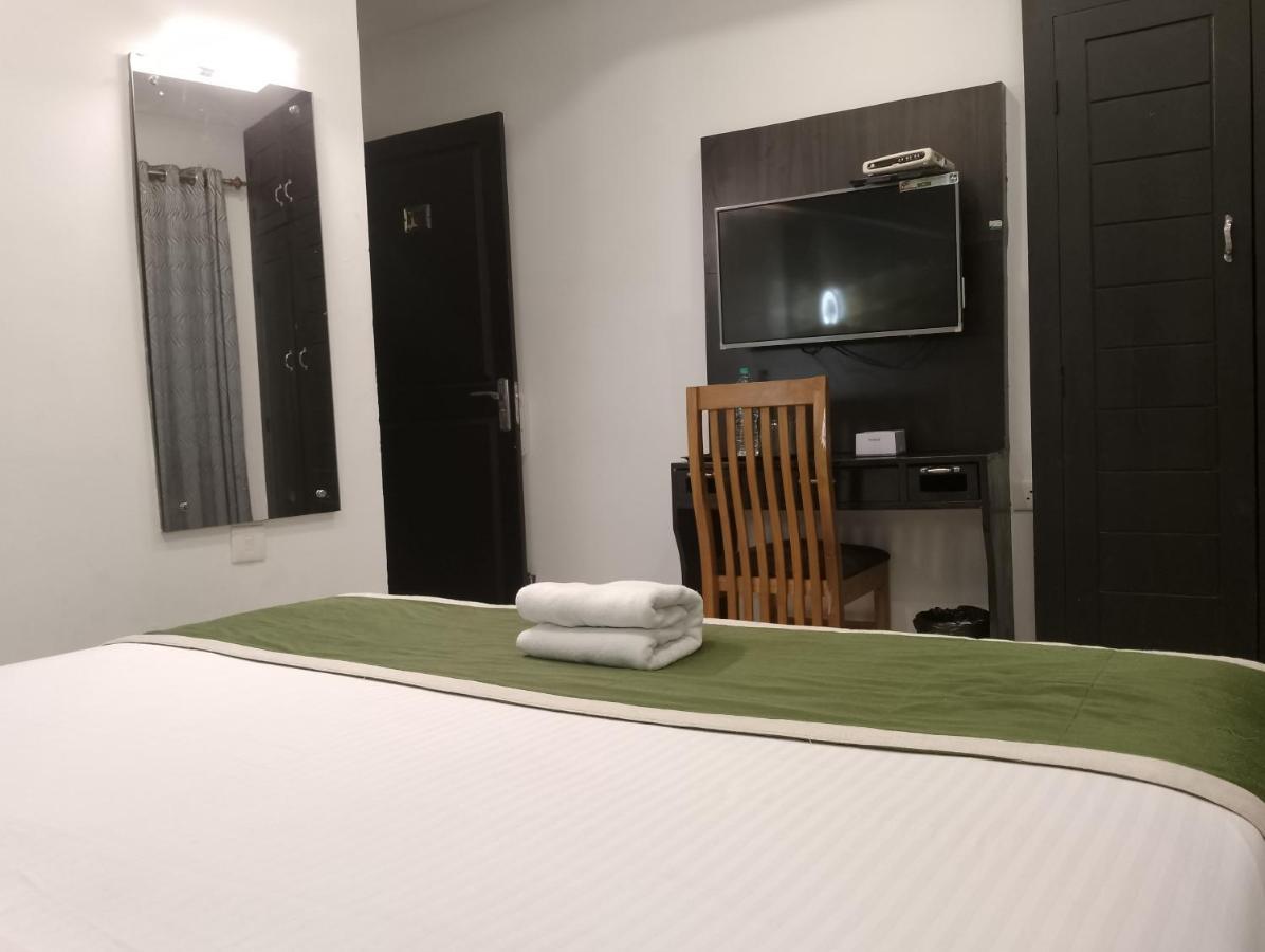 Hotel Greenlife Kochi Zewnętrze zdjęcie