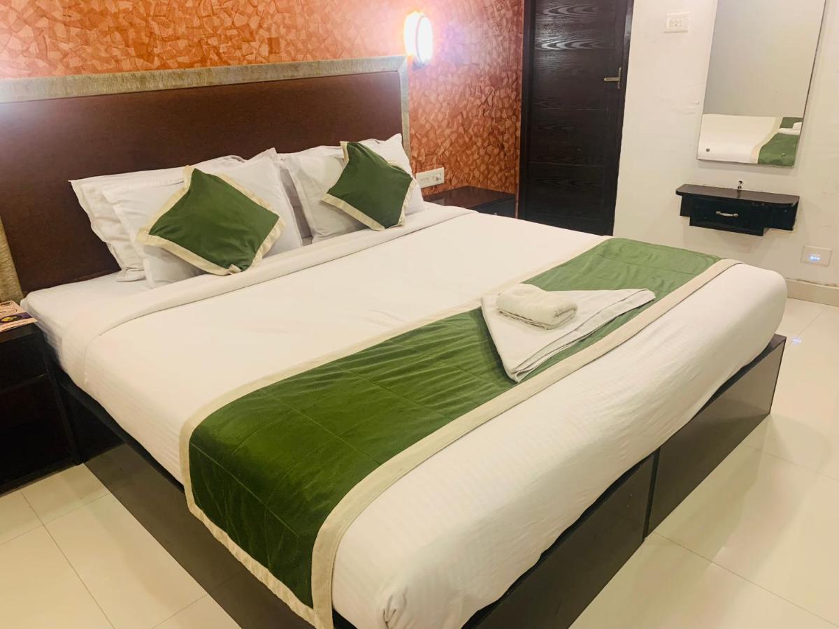 Hotel Greenlife Kochi Zewnętrze zdjęcie