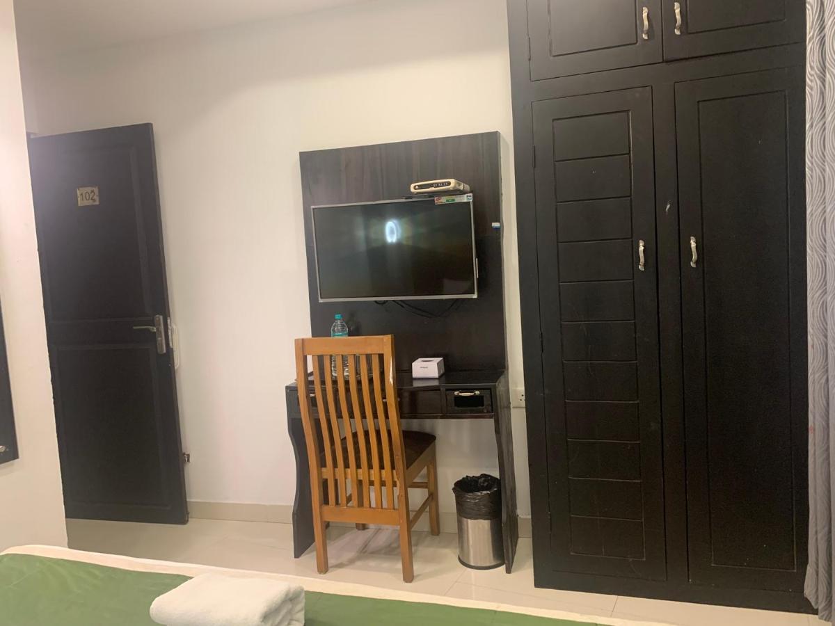 Hotel Greenlife Kochi Zewnętrze zdjęcie