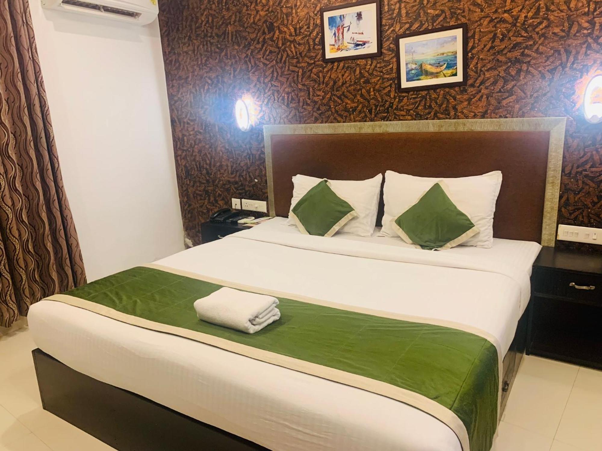 Hotel Greenlife Kochi Zewnętrze zdjęcie
